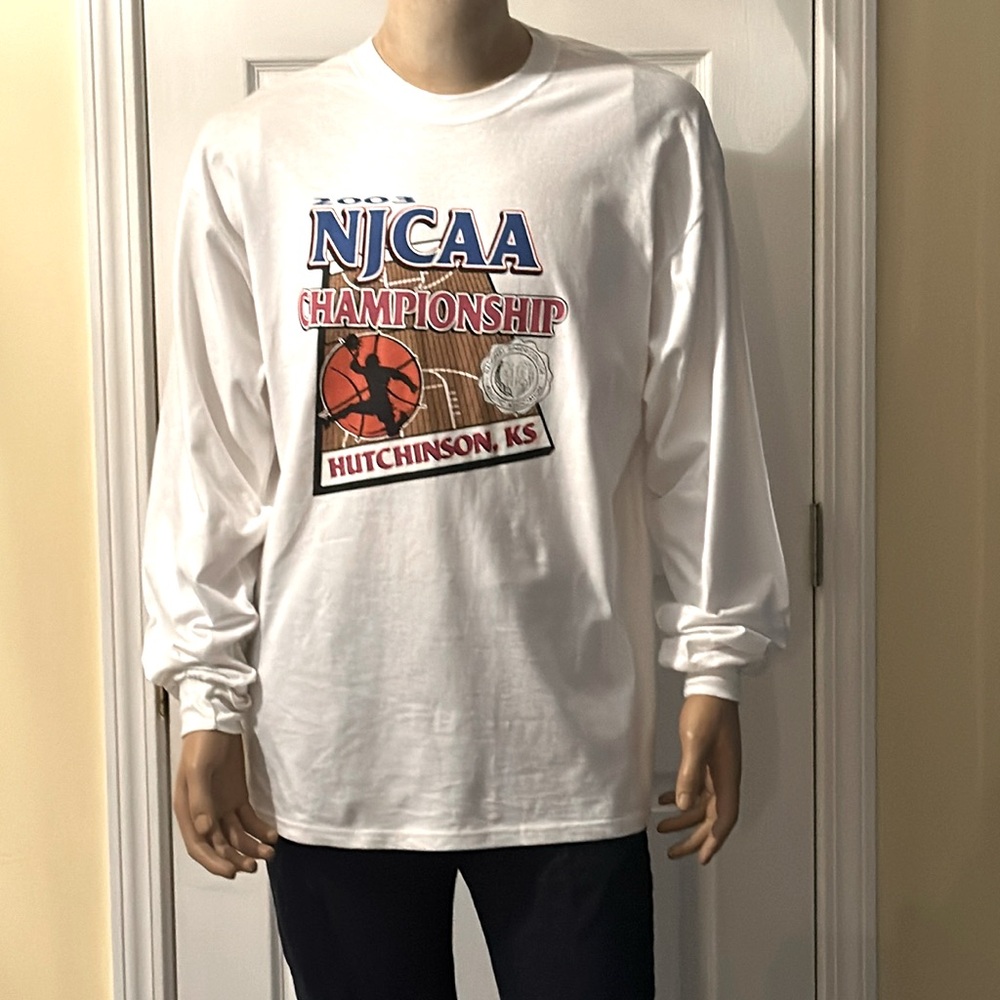 NWOT 2003 NJCAA Basketball Tournament Hutchinson, KS, Long Sleeve XLT with logo